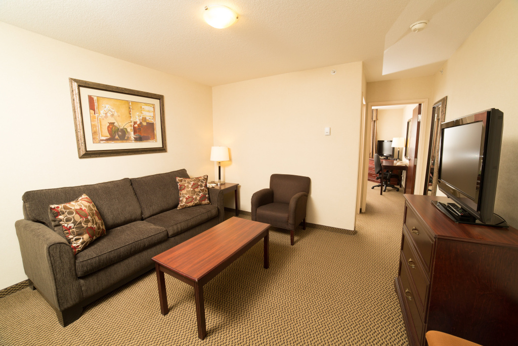 Holiday Inn Hotel & Suites Lloydminster by IHG - Général
