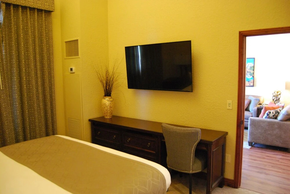 White Pines 2-BD at Westgate - Boa