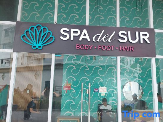 Jovy Staycation Group of 3 - check in