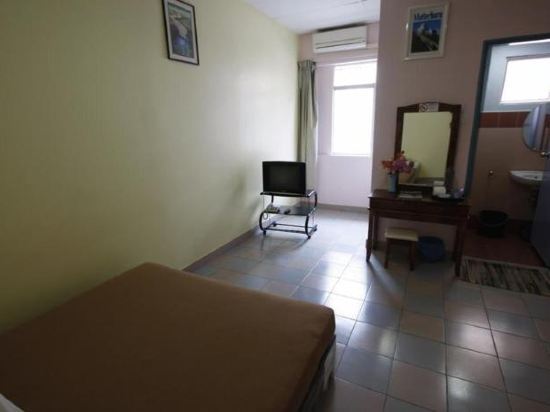 Century Hotel Inanam