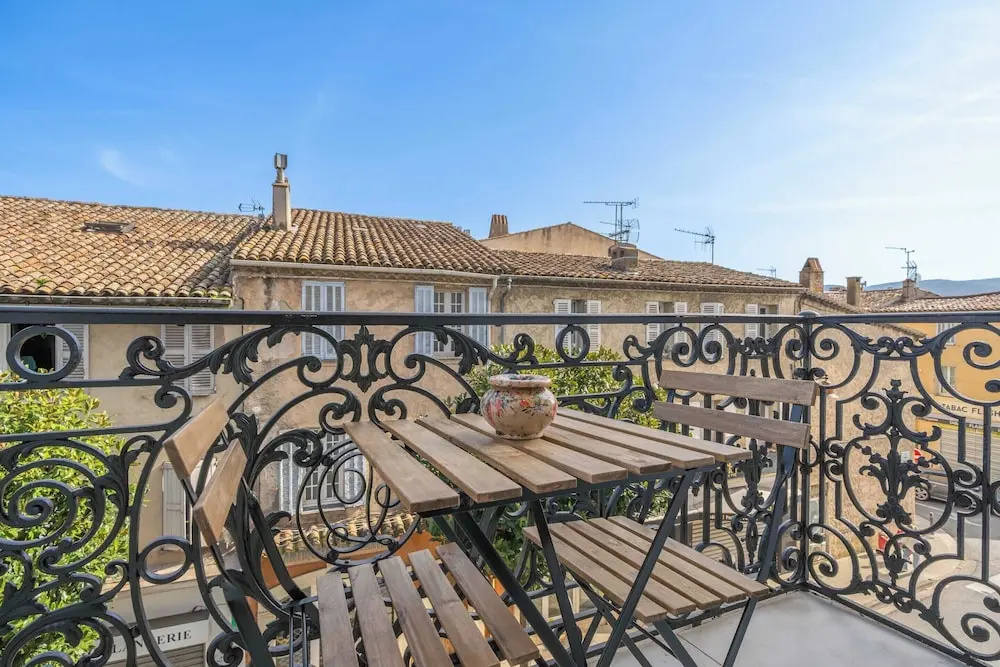 Elegant Apartment - AC- 1br-3p - Cogolin