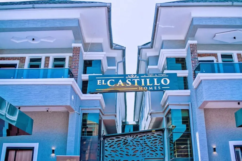 El Castillo Pretigious Hotel