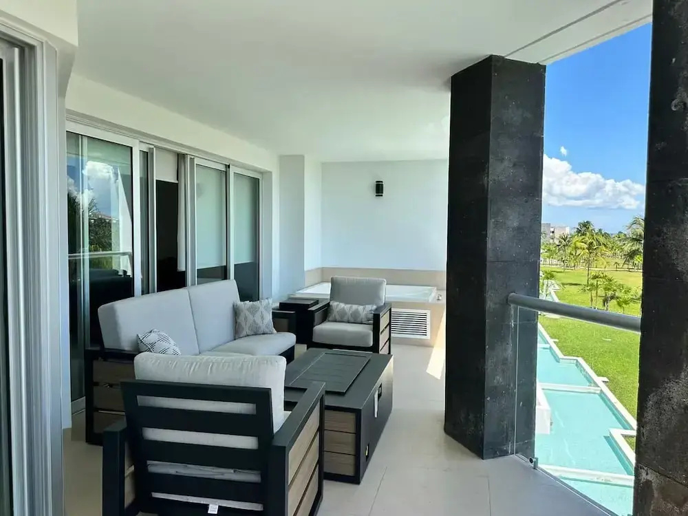 Luxury Villa
