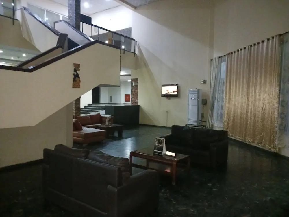 Hotel photo 12