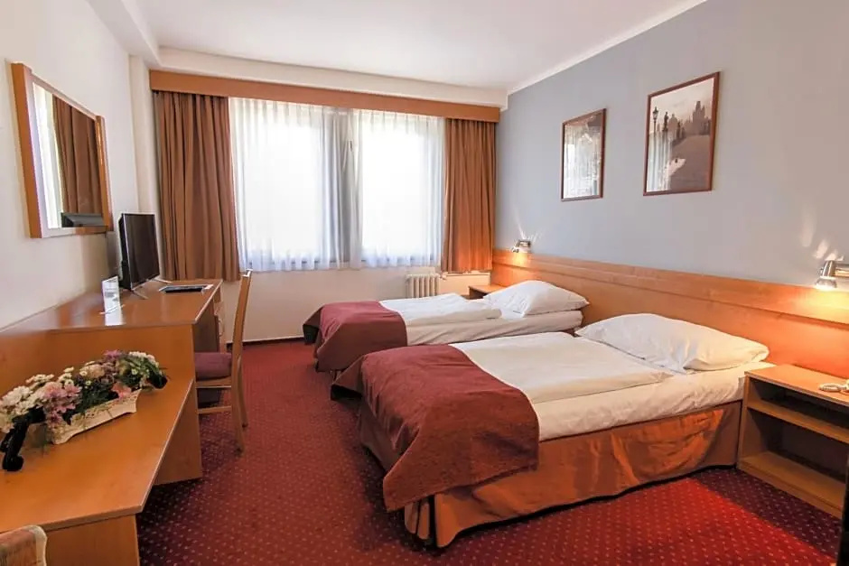 Comfort room