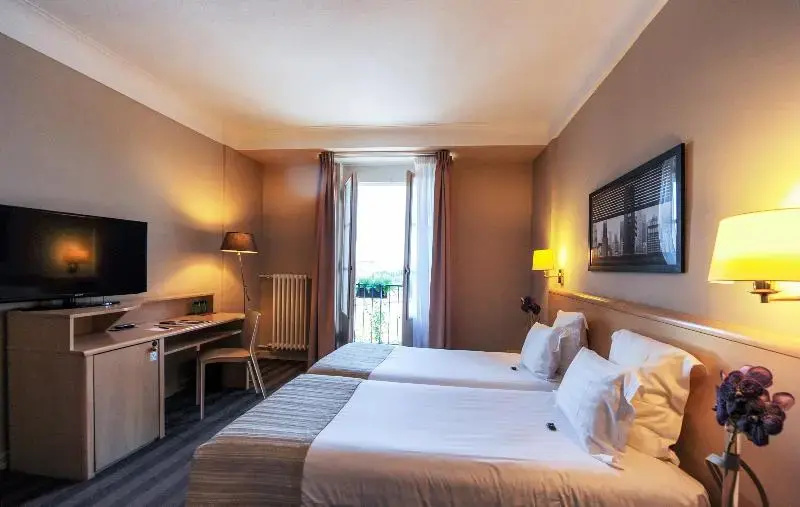 Le Grand Hotel By Stay Collection - Chambres