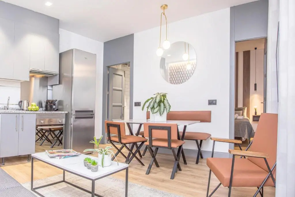 limehome madrid calle santa ana - Chambres