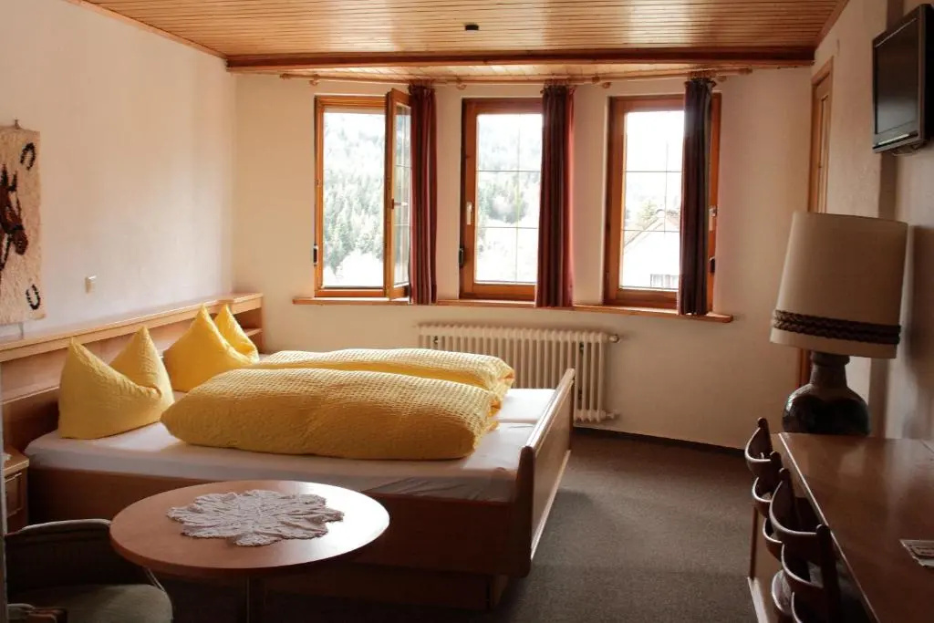 Schwarzwaldhotel-Gasthof Hirsch - Chambres
