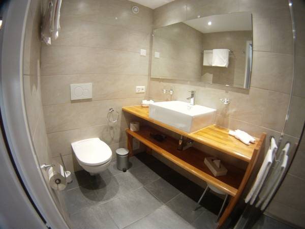 Hotel Cresta Grimontana AG by null
