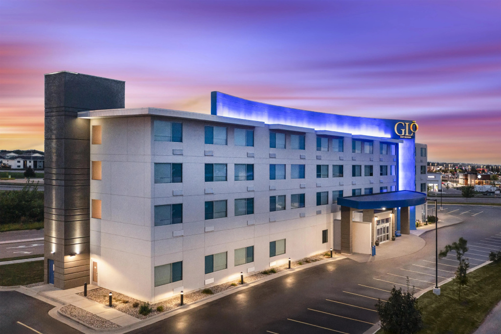 GLō Best Western Dawley Farms In Sioux Falls