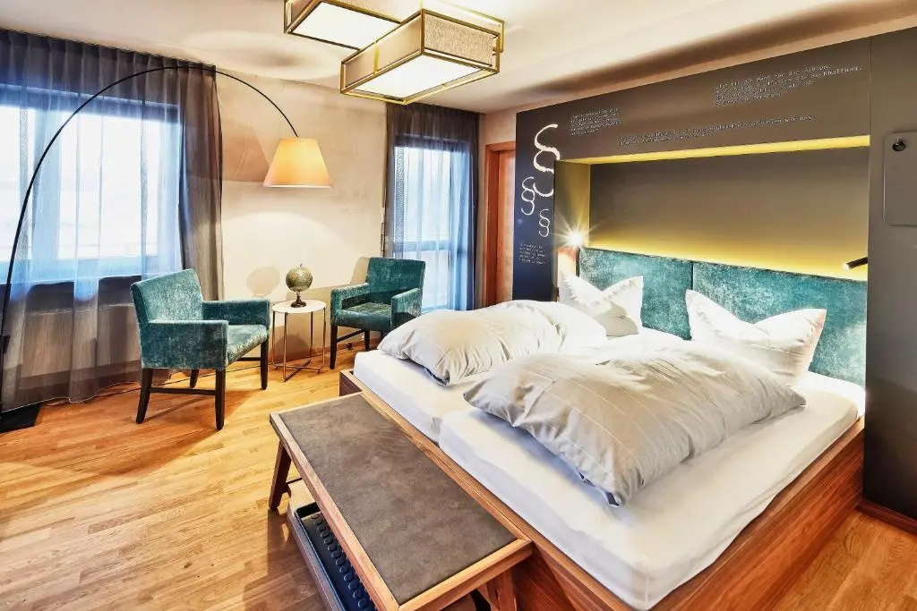 Standard Double room (full double bed)