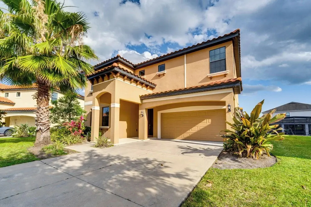 18 Mi to Disney: Family Home w/ Pool in Davenport