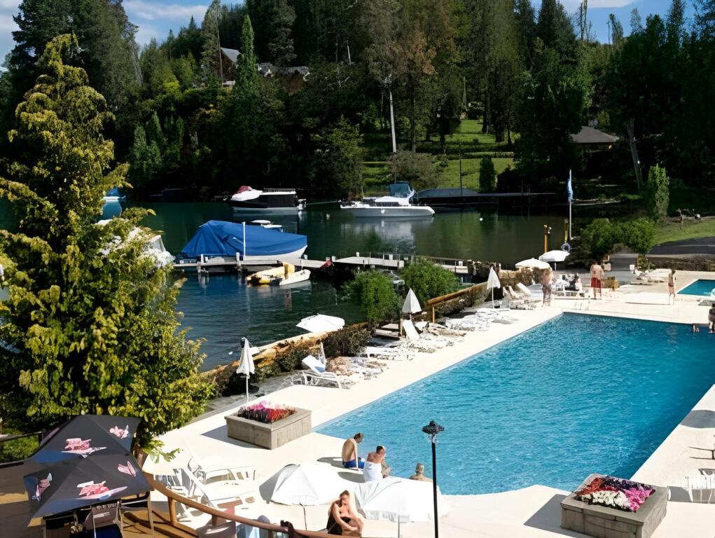 Bahia Manzano Resort