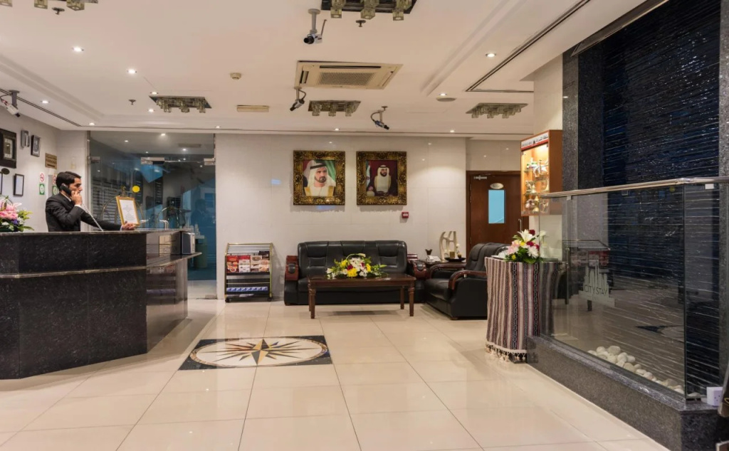 Lobby & Reception