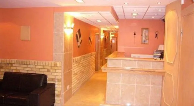 Lobby & Reception