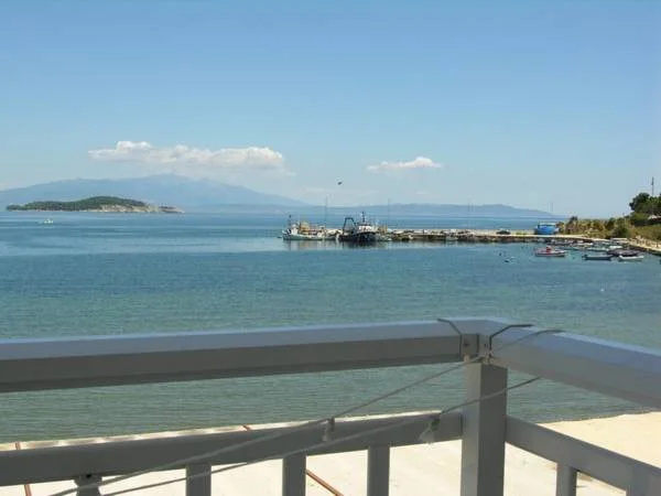 Beach & Waterfront