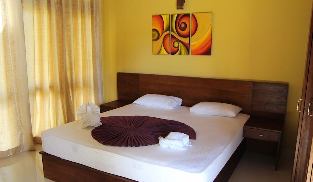 Airport Villa