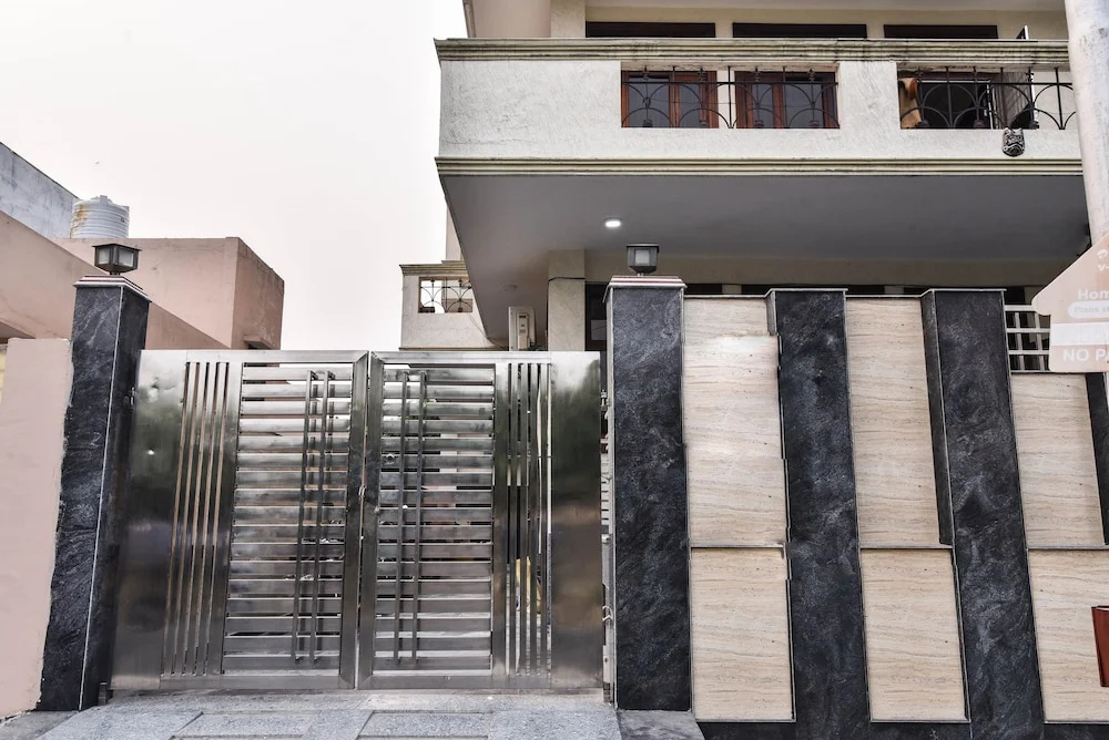 OYO 23628 Greno House
