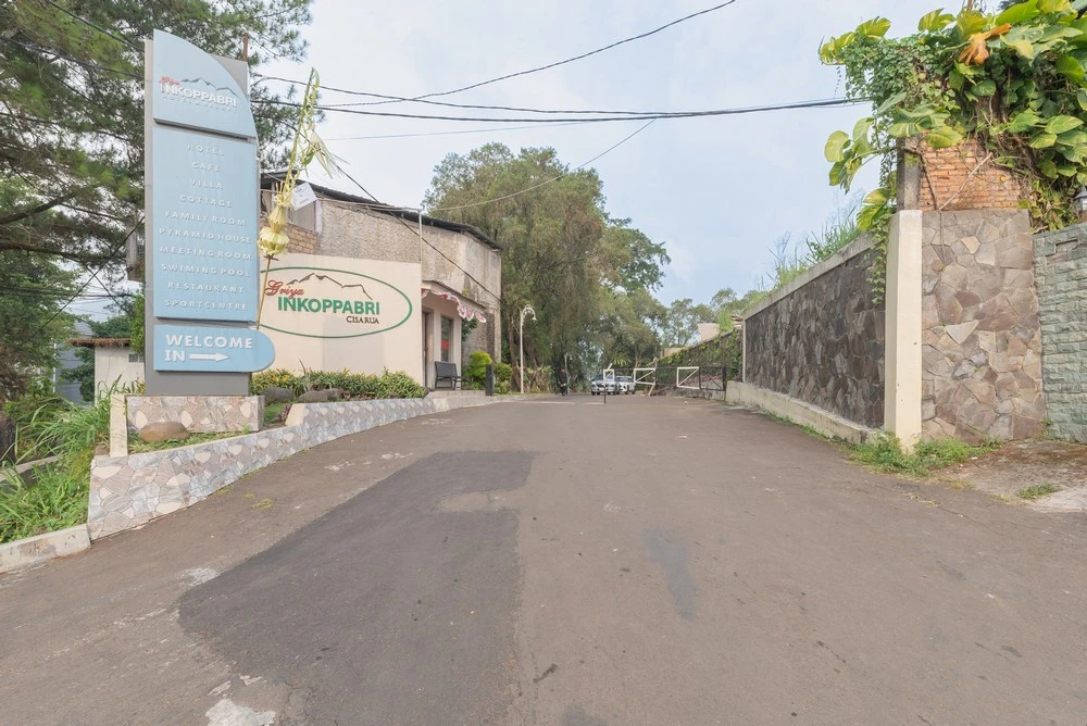 Urbanview Hotel Inkoppabri Cisarua Puncak
