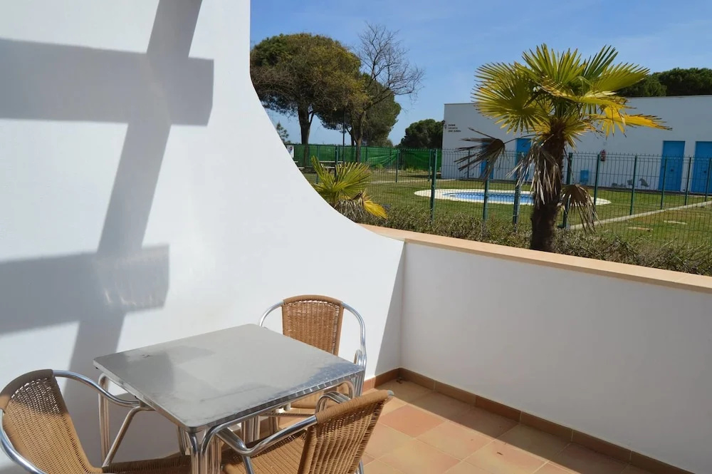 Balcony & Terrace