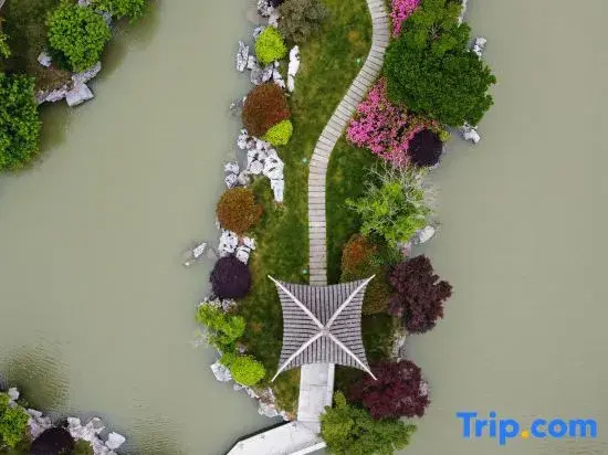 Rainbow Bridge Hotel