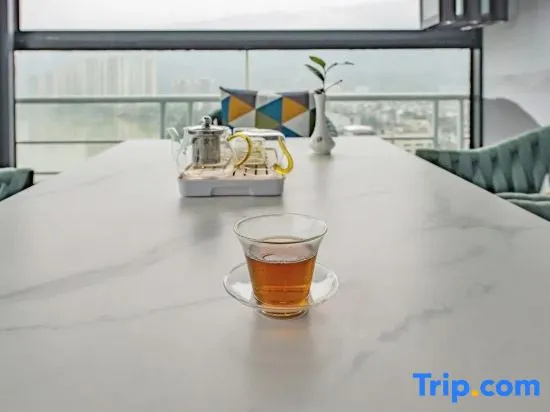 Food & Beverage