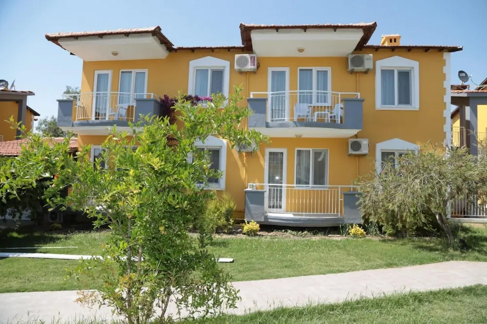 Convenient Hotel Room Near Beach in Kusadasi