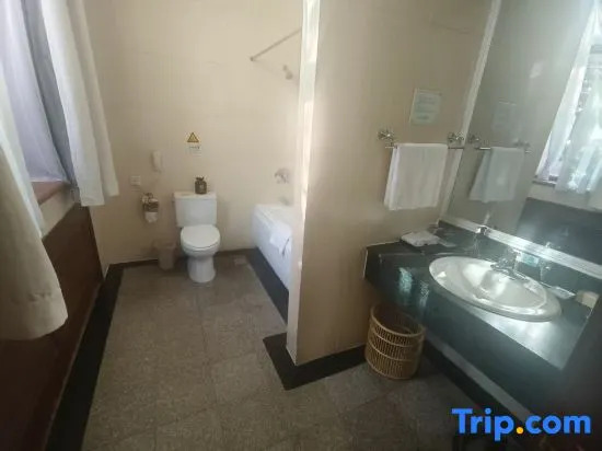 Двухместный номер Standard двуспальная кровать в Xincheng Hotel - Hohhot