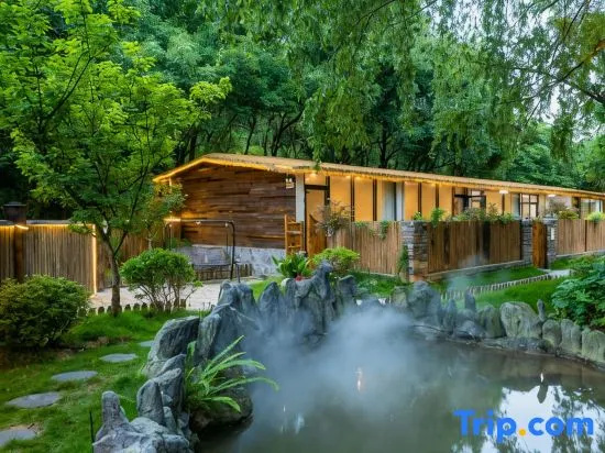 Huangguoshu Tingshiguanlan Heyuan Homestay