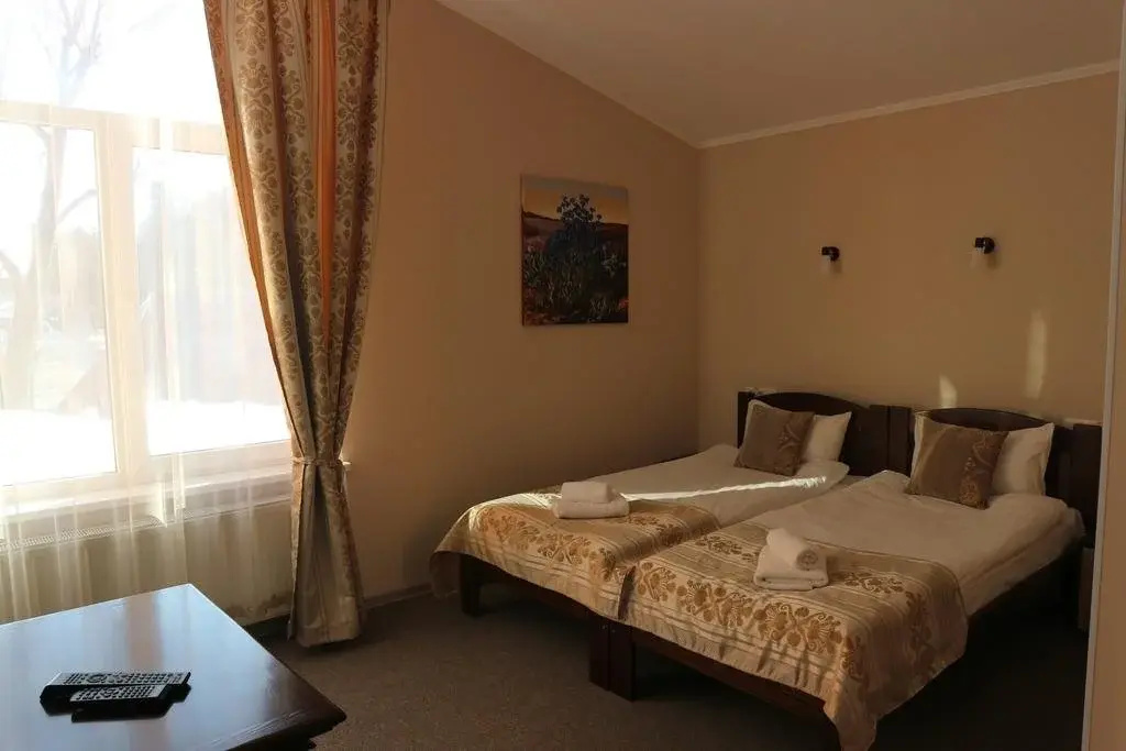 Orange Hotel - Général