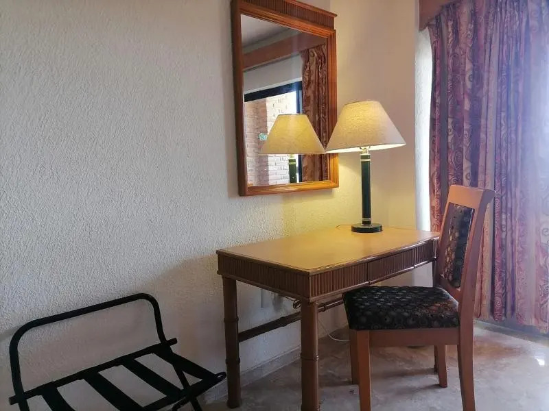 Двухместный номер Standard с видом на море двуспальная кровать в The Palms Resort of Mazatlan