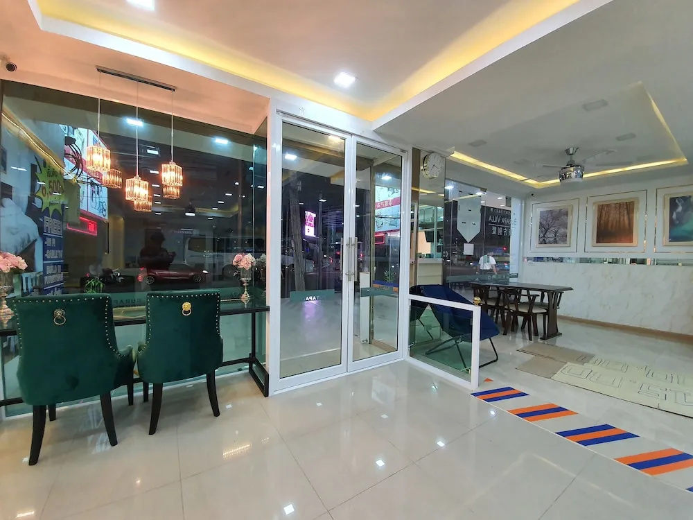 Hotel photo 12