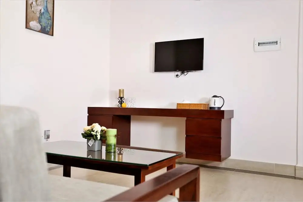 1 Bedroom Superior Double room with city view (twin beds)