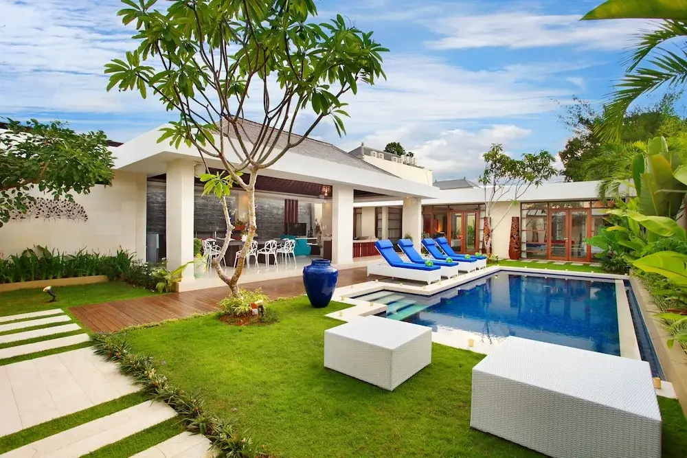 3 Bedrooms Villa