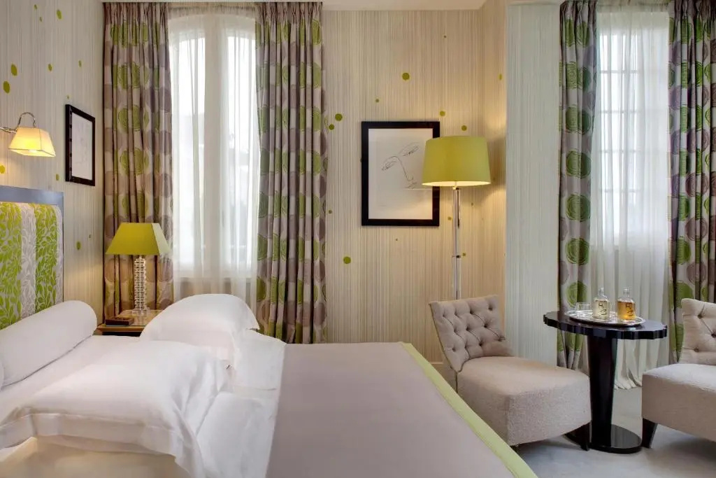 Deluxe Double room with balcony (full double bed)