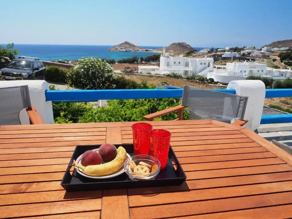 Apartment with sea view