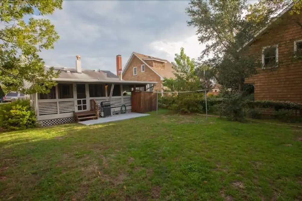 210 66th Street Home 2 Bedrooms 1 Bathroom Home