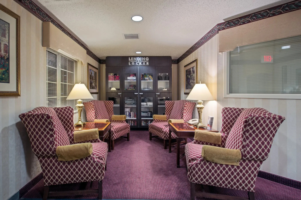 Hotel photo 12