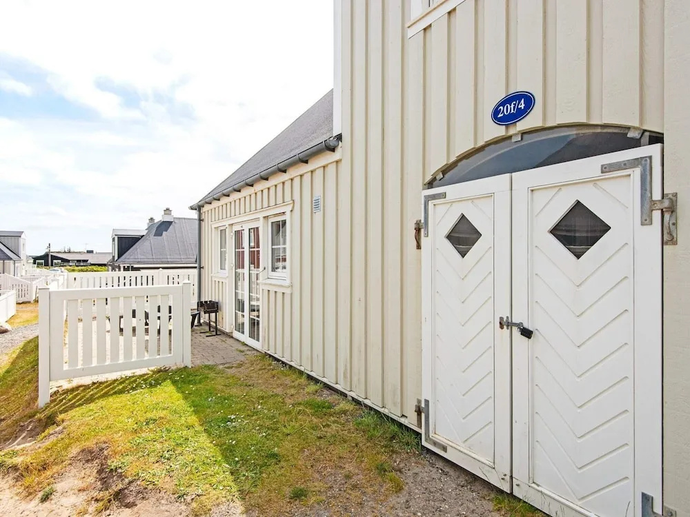 6 Person Holiday Home in Ringkobing