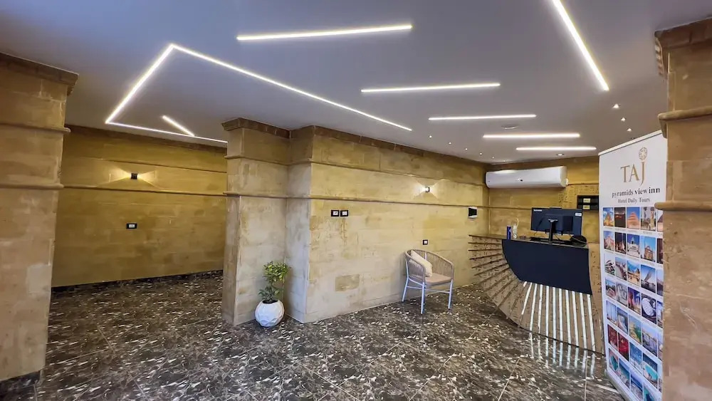 Taj pyramids view inn - фото 48