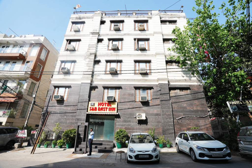 Hotel S&B East Inn