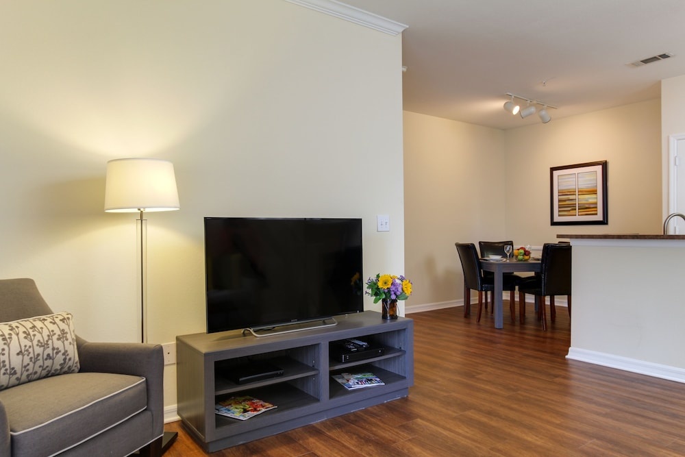 Oakwood Raleigh Brier Creek — 5