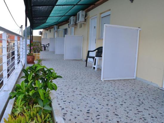 Fontana Rooms