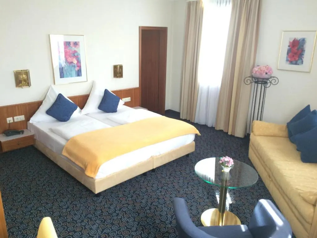 Comfort room