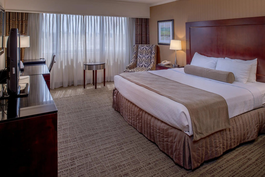 Crowne Plaza St. Louis Airport by IHG - Chambres