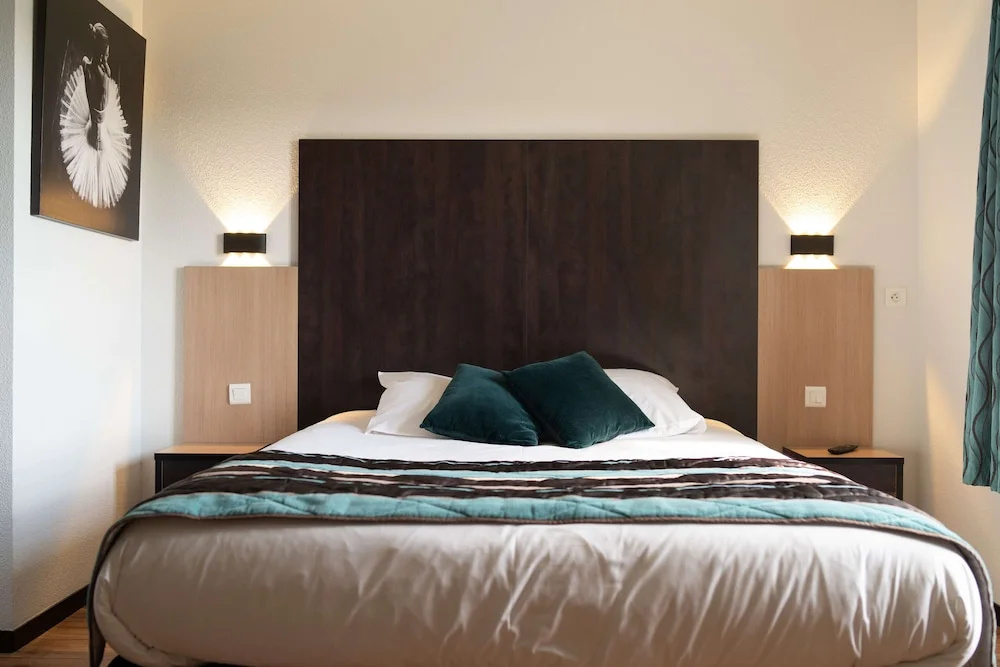 Brit Hotel Confort La Tour Blanche - Chambres