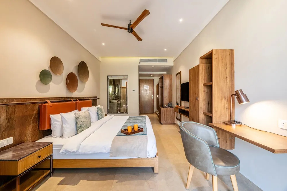 Standard Double Basement room with garden view (full double bed)