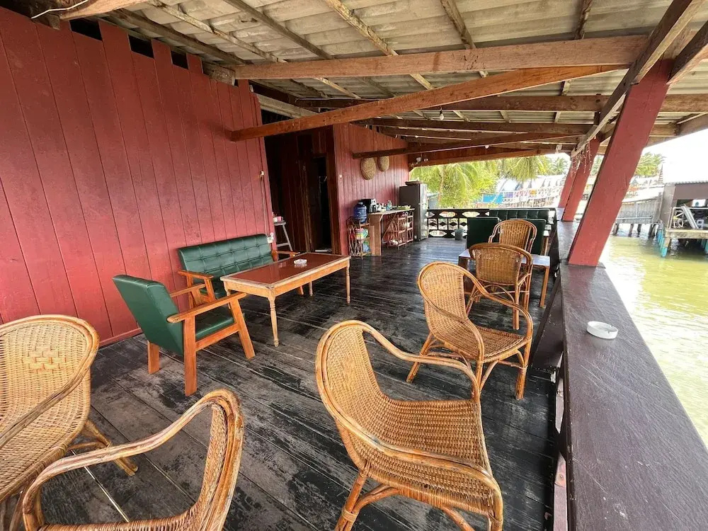 Burce Wood & Social House