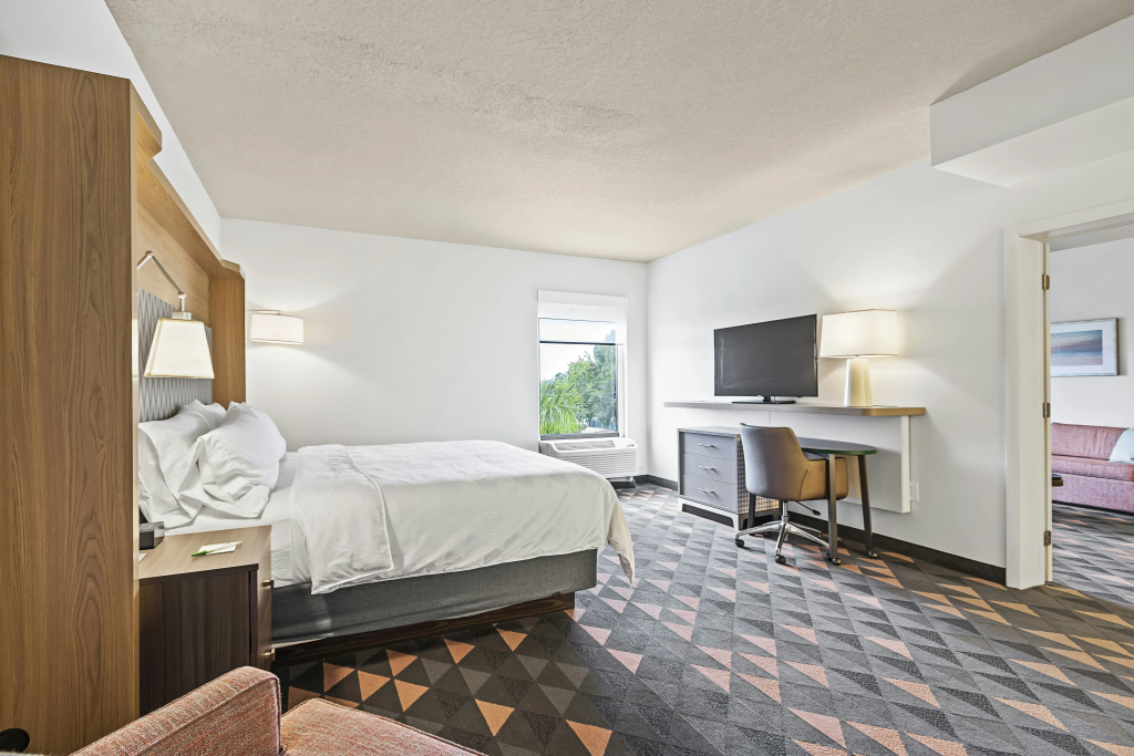 Holiday Inn St. Petersburg West by IHG - Général