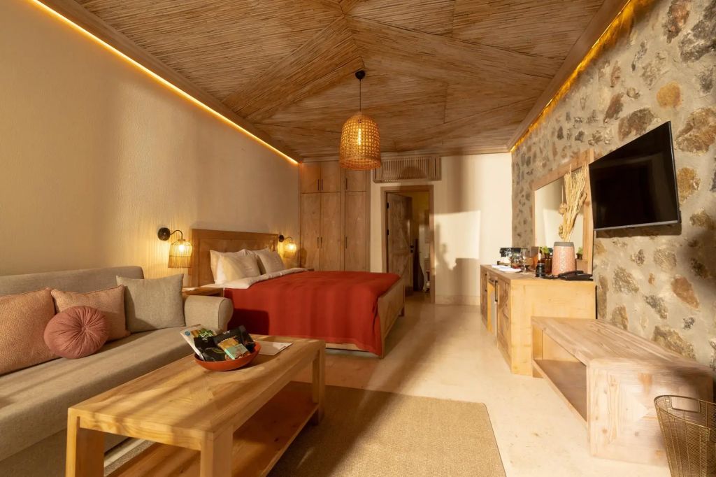 Izz Getaway - Adults Only - фото 3